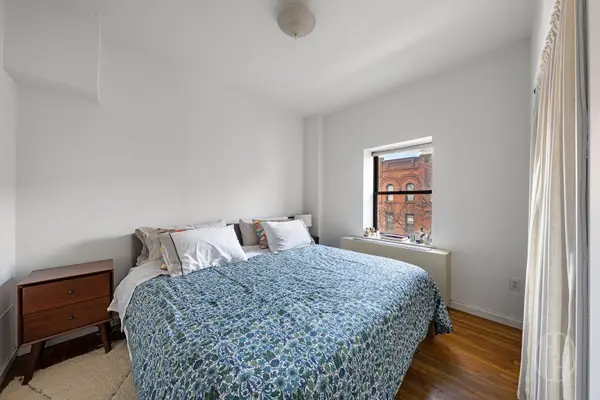 186 W 80th St #4K, New York, NY 10024