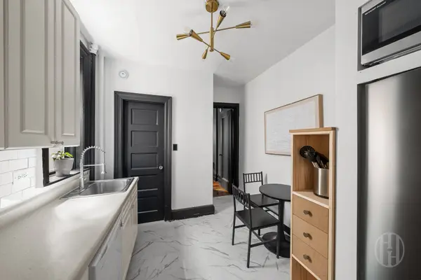 249 W 102nd St #1B, New York, NY 10025