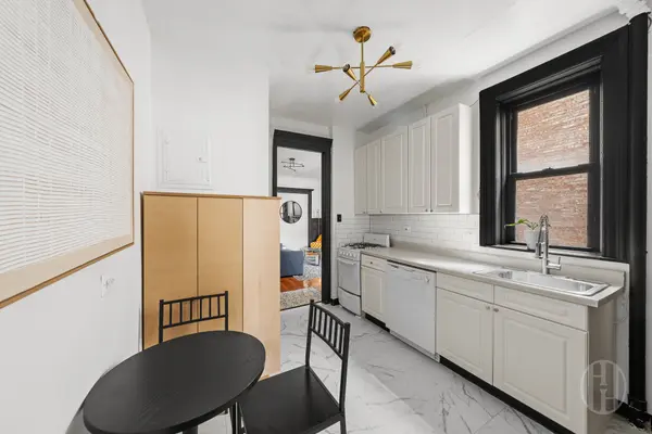 249 W 102nd St #1B, New York, NY 10025