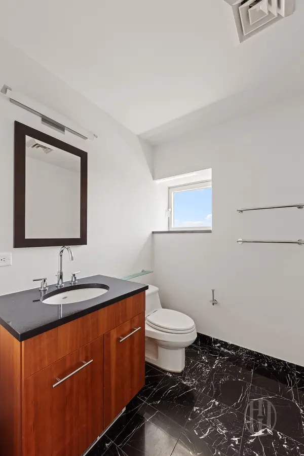 11 E 29th St #32C, New York, NY 10016
