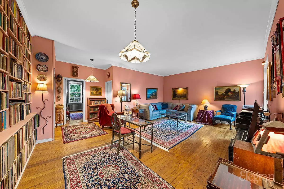 New York, NY 10027-3215,552 Riverside Dr #4B