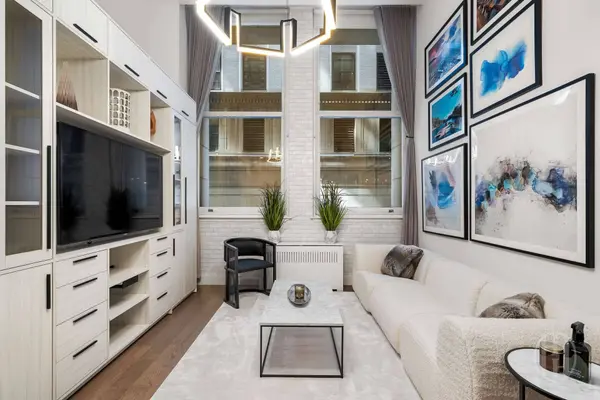 25 Broad Street ## 4K, Manhattan, NY 10004