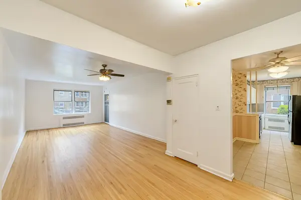 915 E 17th St #116, Brooklyn, NY 11230