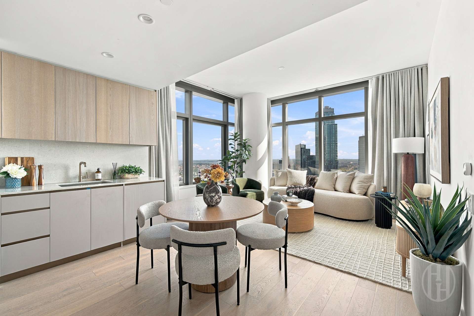 3 Court Square 4608 Long Island City Queens NY 11101
