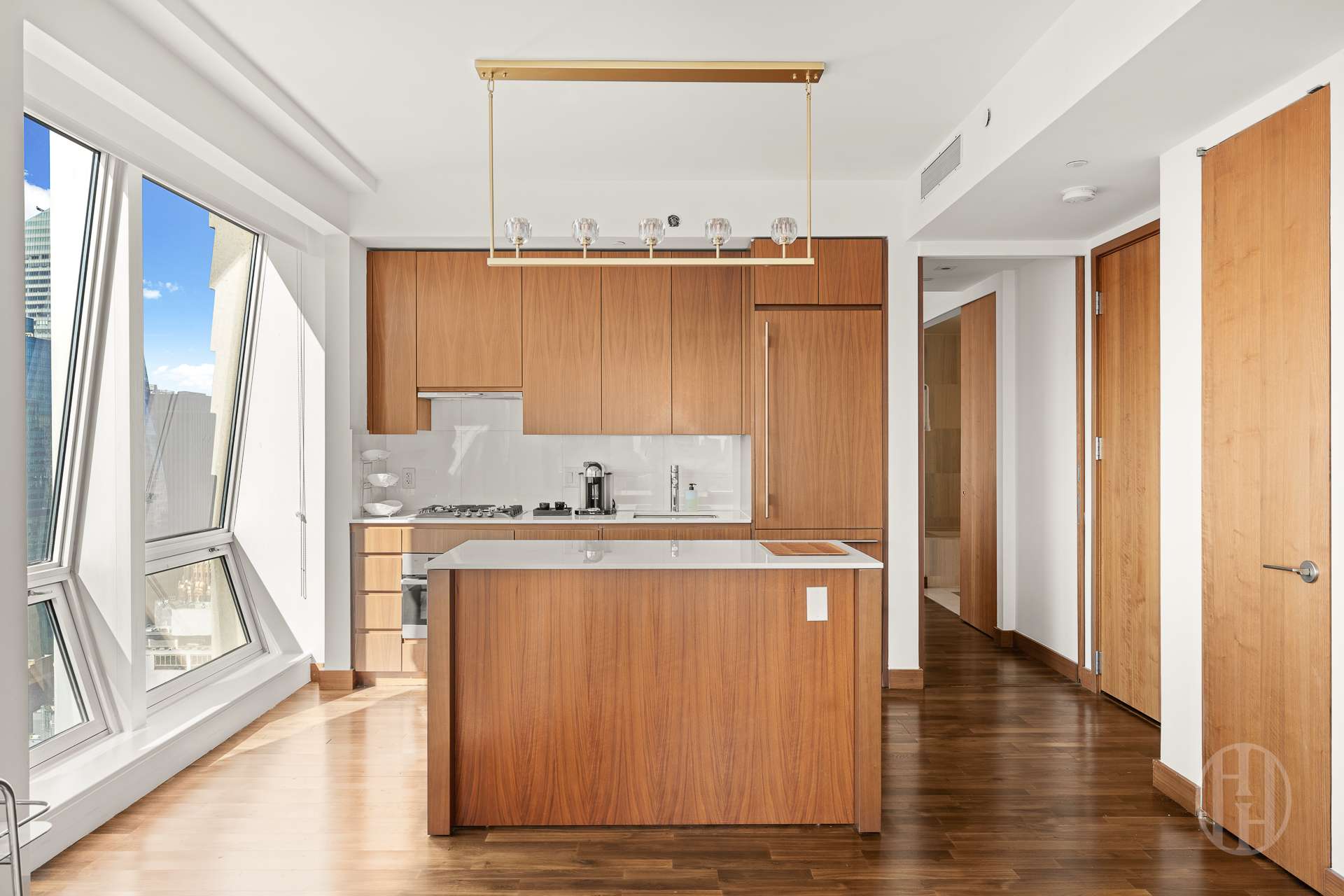 400 Fifth Avenue Midtown West New York NY 10018