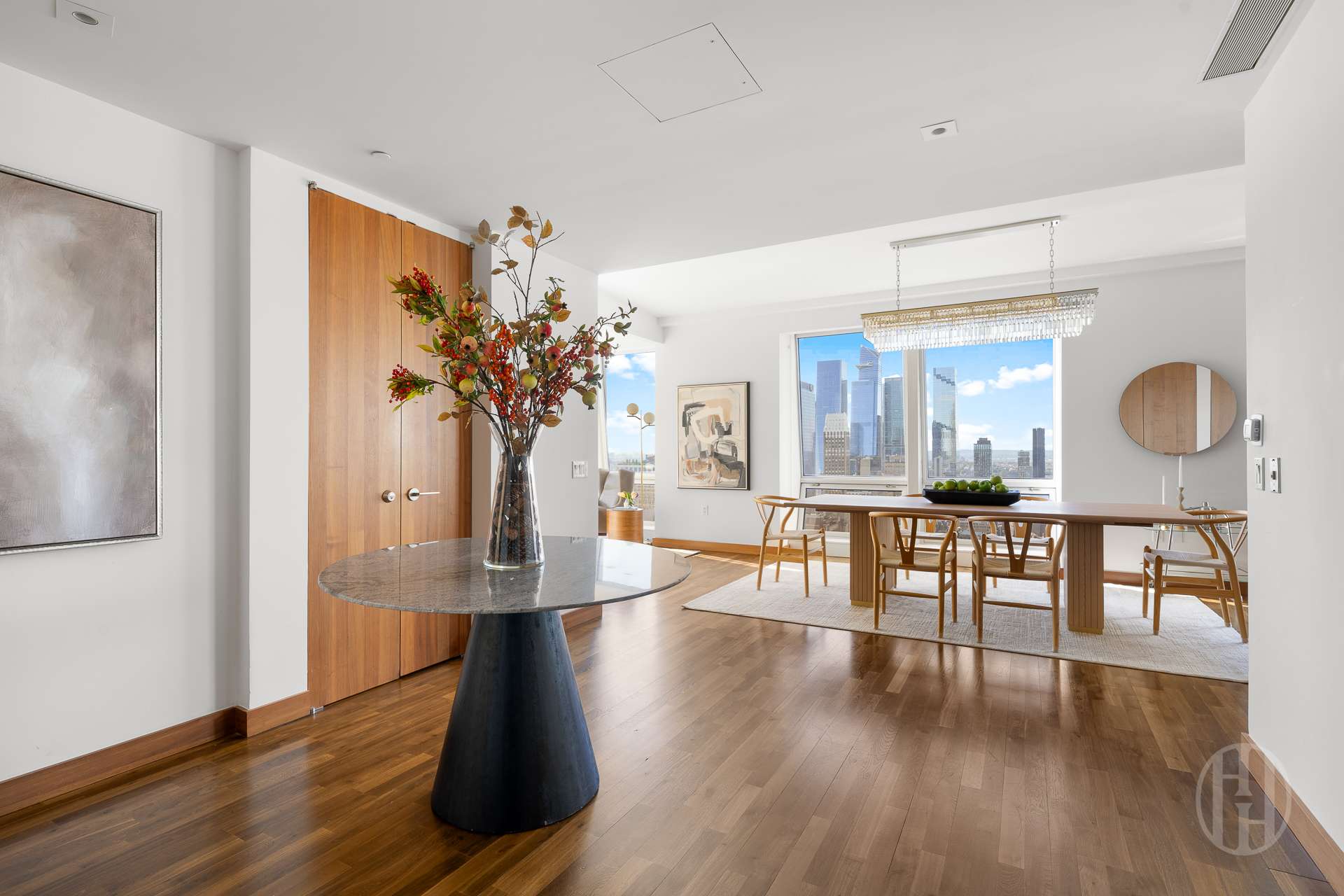 400 Fifth Avenue Midtown West New York NY 10018