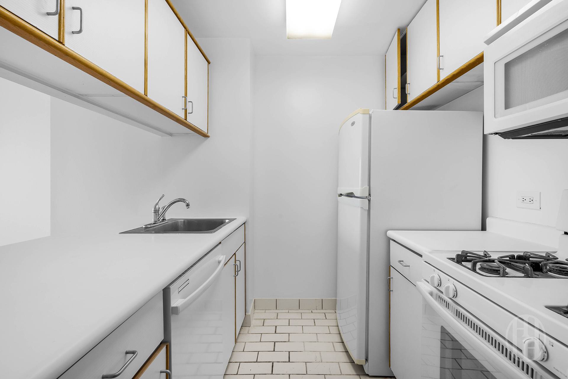 200 Rector Place 31C Battery Park City New York NY 10280