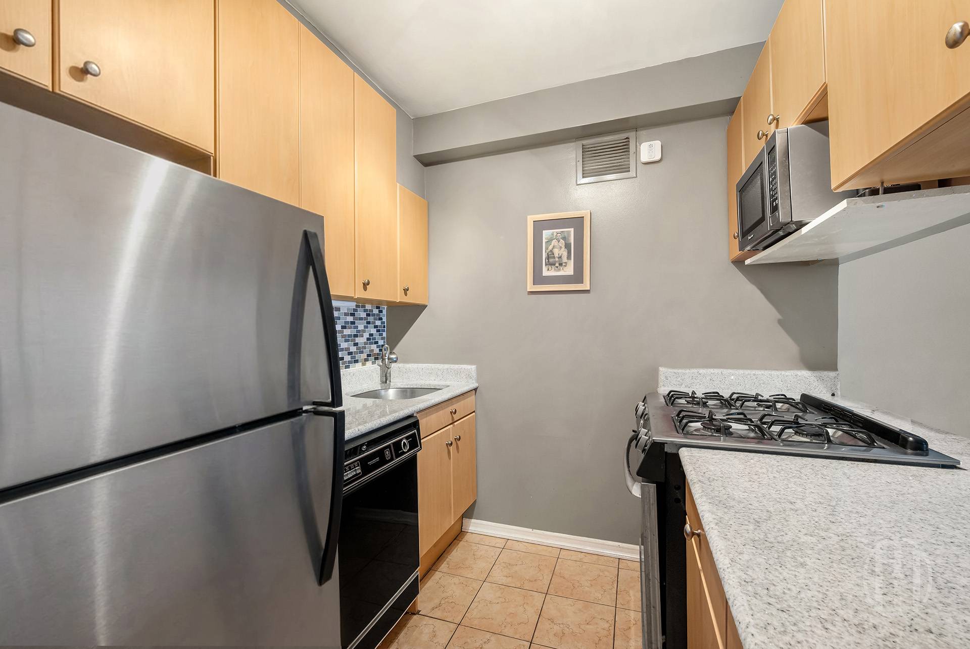 280 Rector Place 8A Battery Park City New York NY 10280