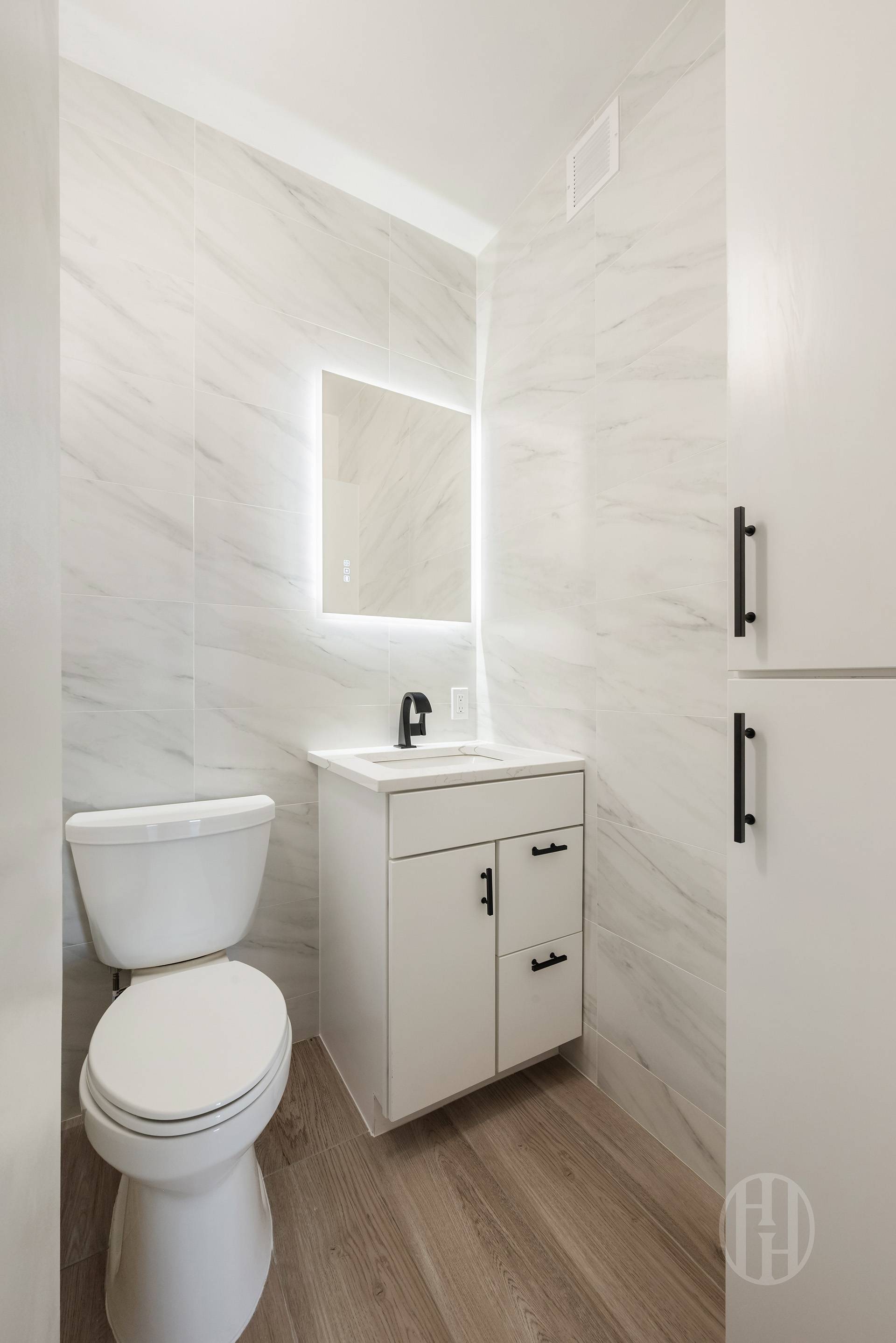 350 Albany Street 8A Battery Park City New York NY 10280