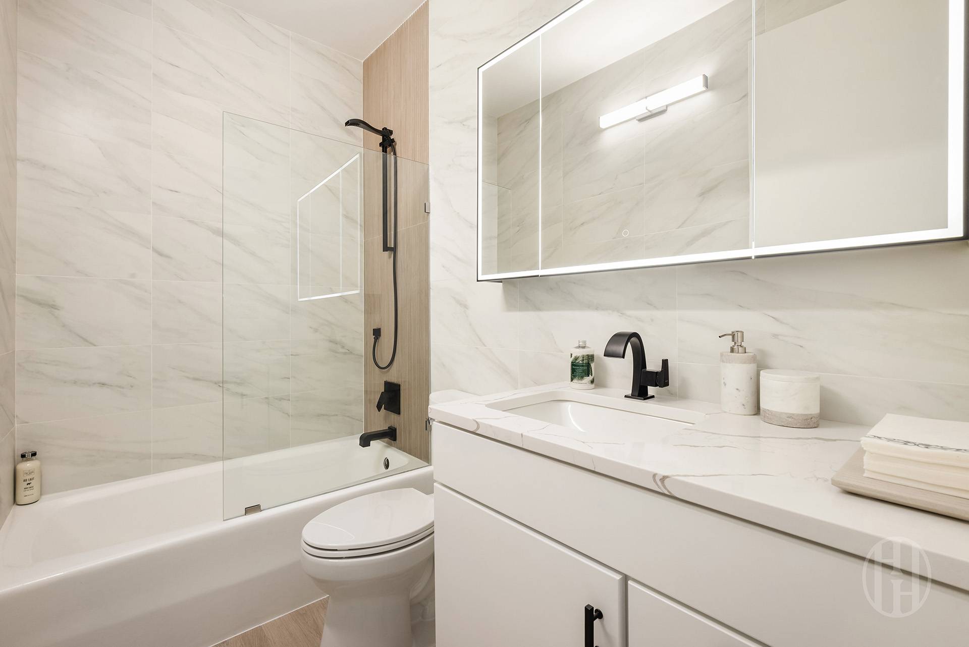350 Albany Street 8A Battery Park City New York NY 10280