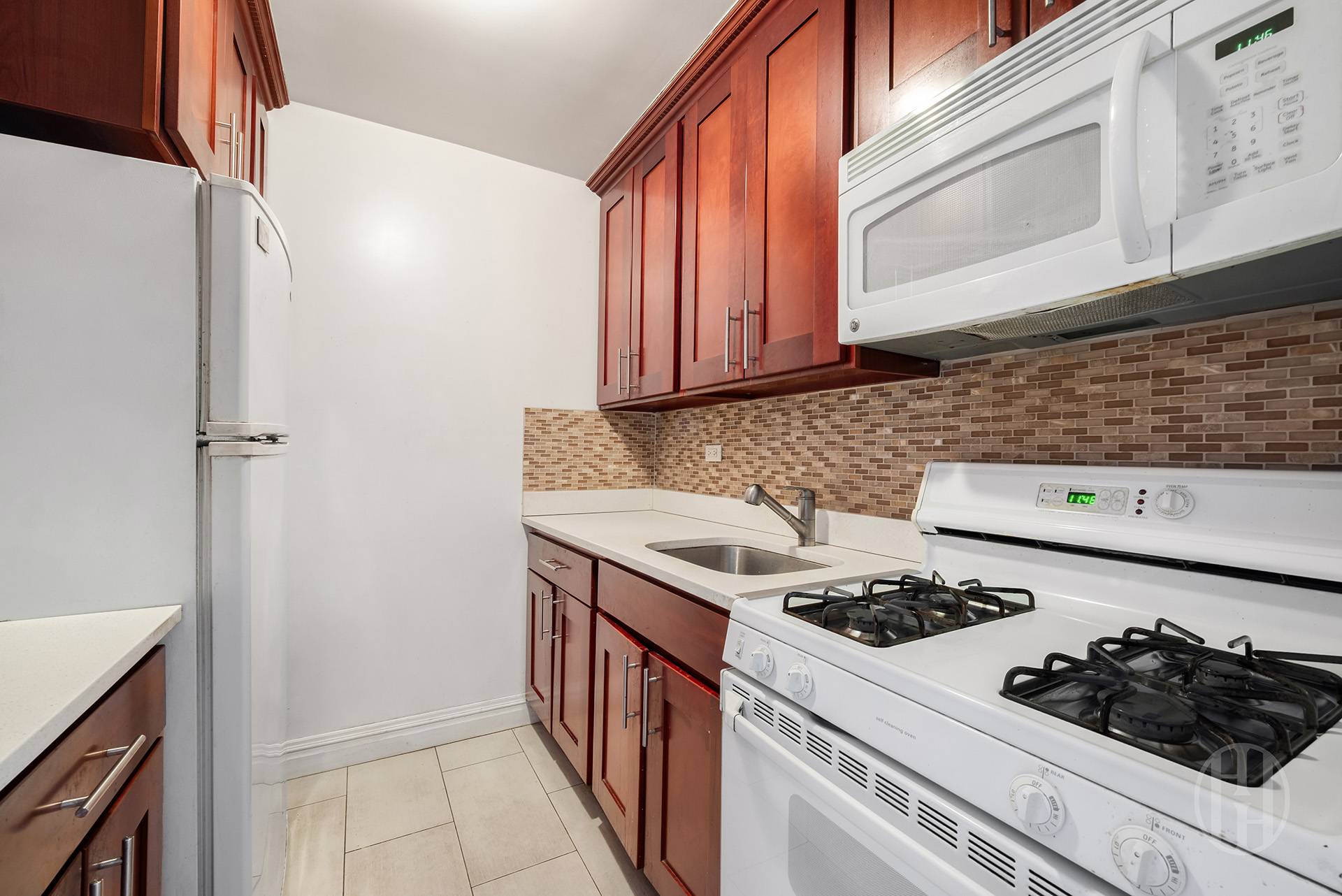 200 East 24th Street 1008 Kips Bay New York NY 10010