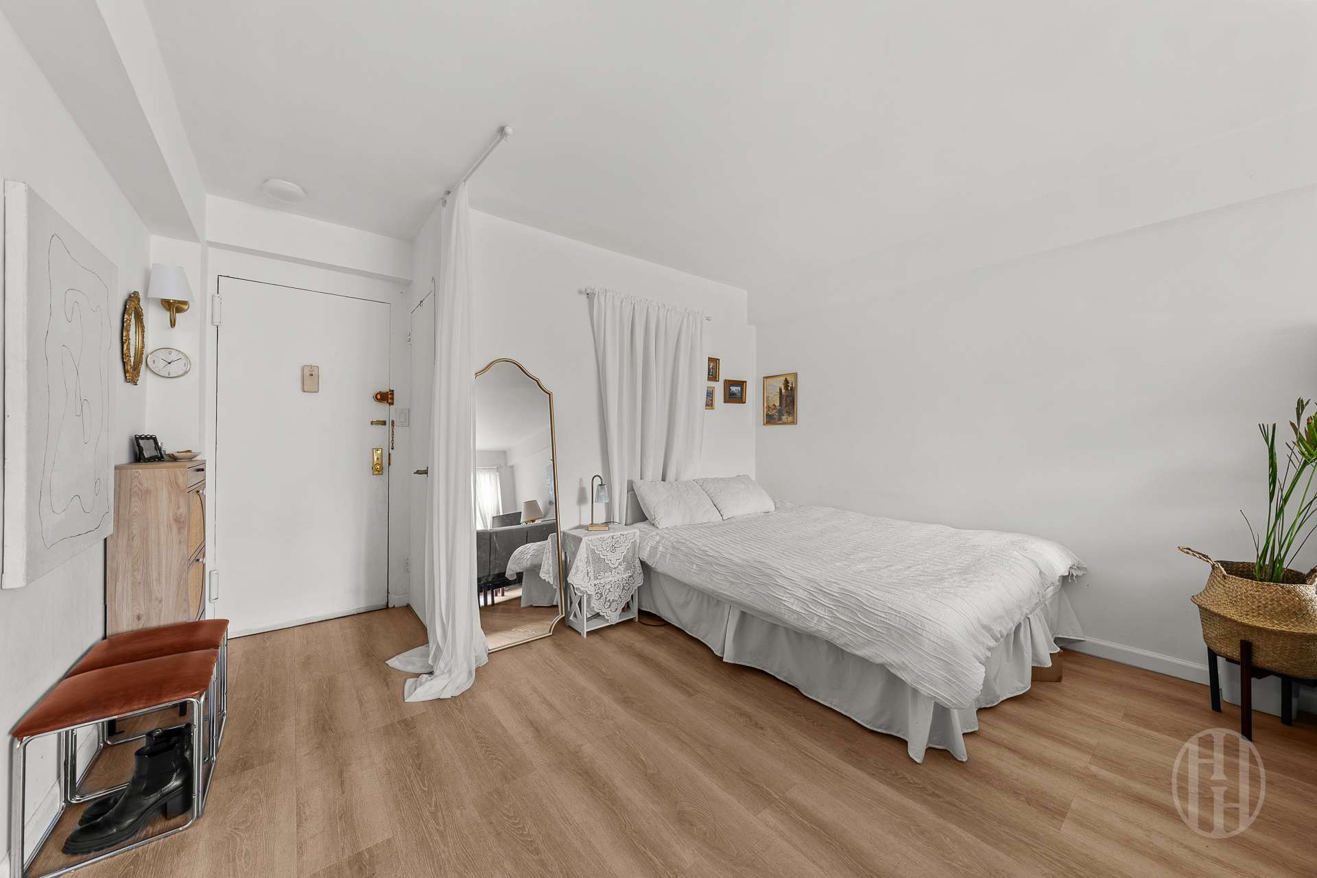 175 West 13th Street 11H Greenwich Village New York NY 10011