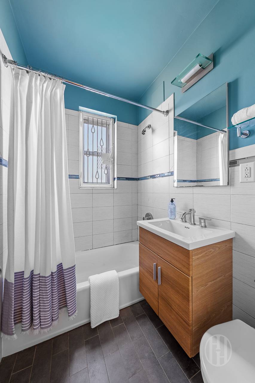 55 Eastern Parkway 6G Prospect Heights Brooklyn NY 11238