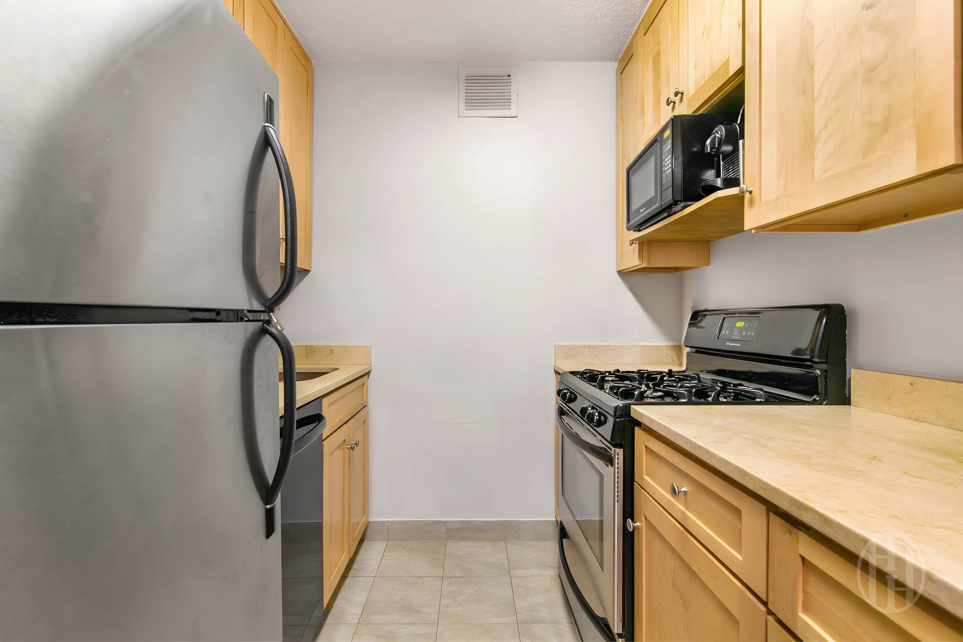 280 Rector Place 8C Battery Park City New York NY 10280