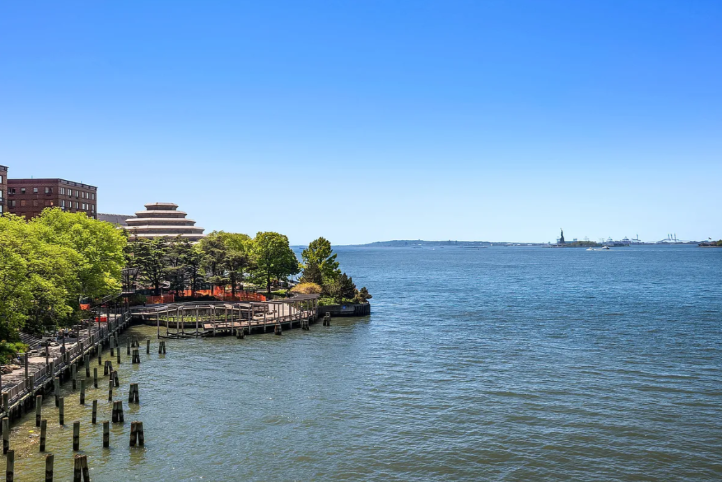 21 South End Avenue 404 Battery Park City New York NY 10280
