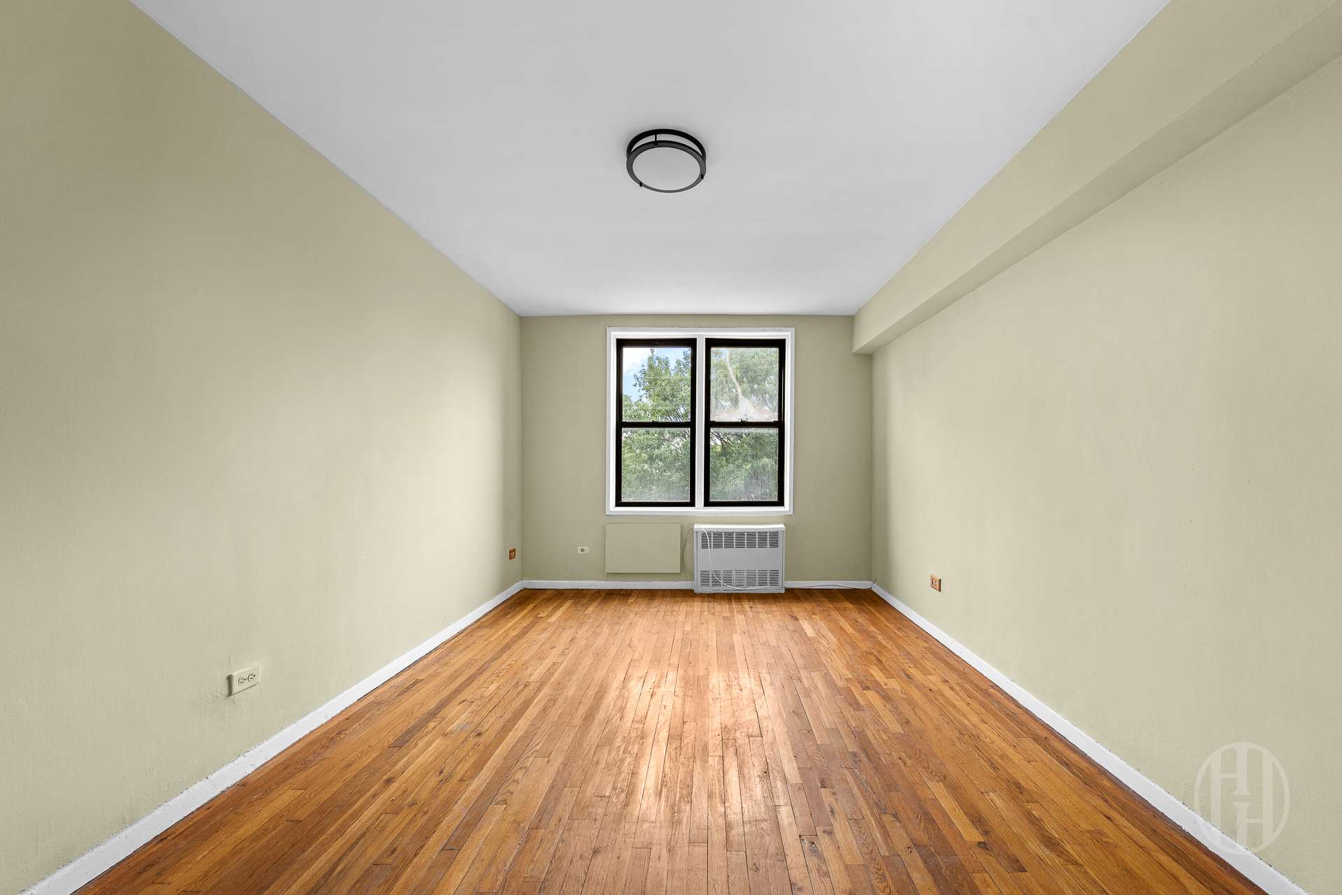 50-21 39th Place Sunnyside Queens NY 11104