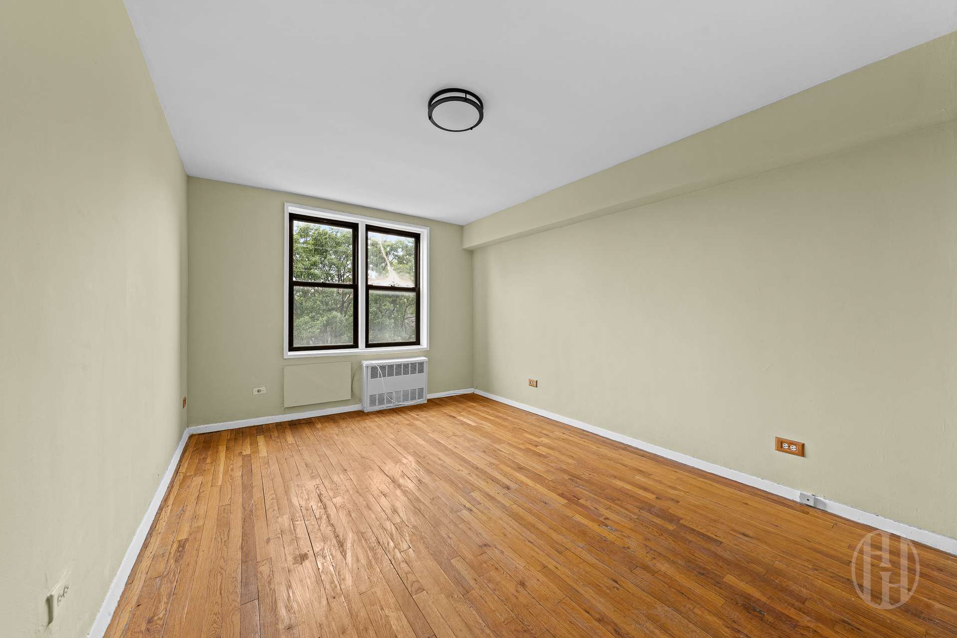 50-21 39th Place Sunnyside Queens NY 11104