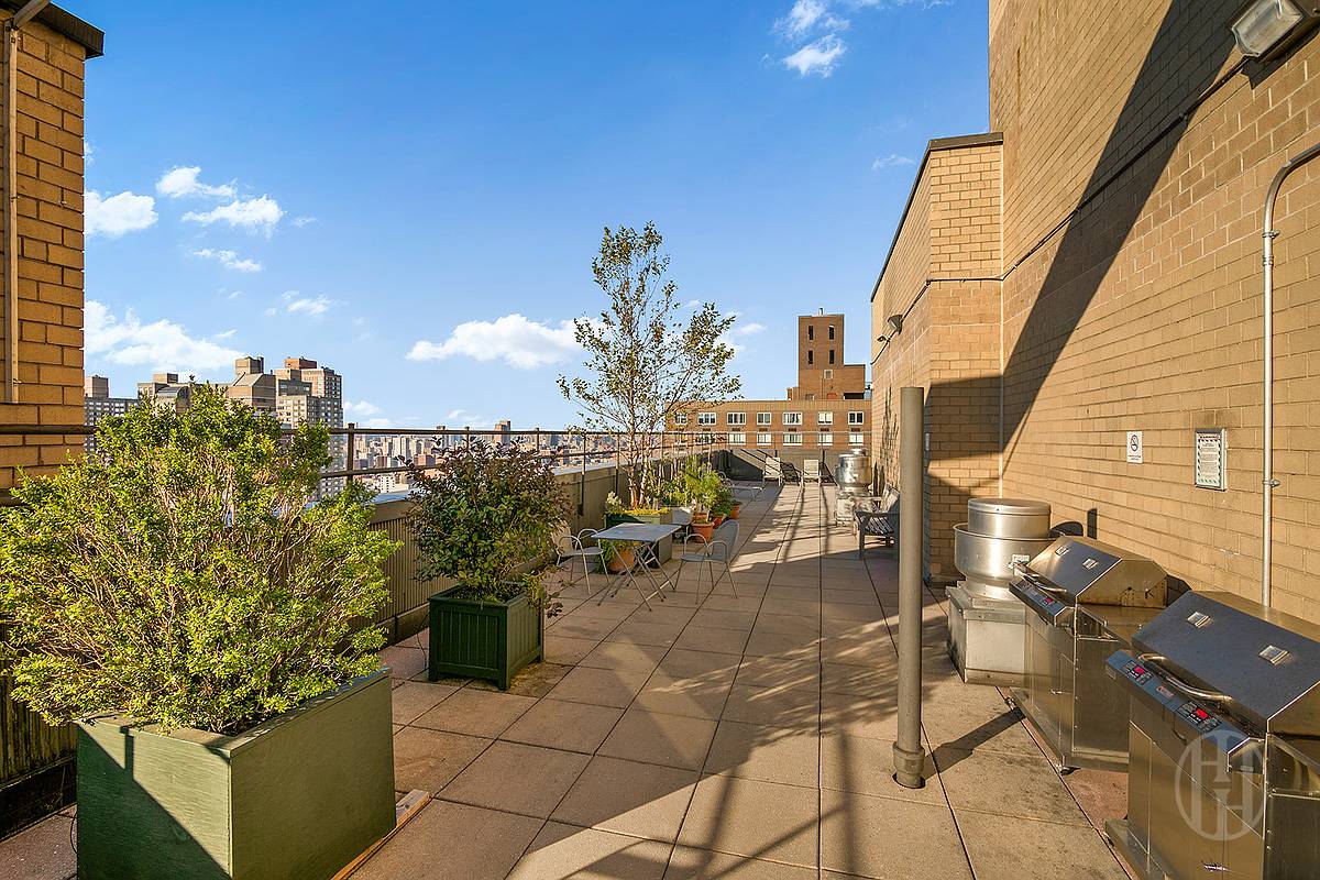 340 East 93rd Street 29I Upper East Side New York NY 10128