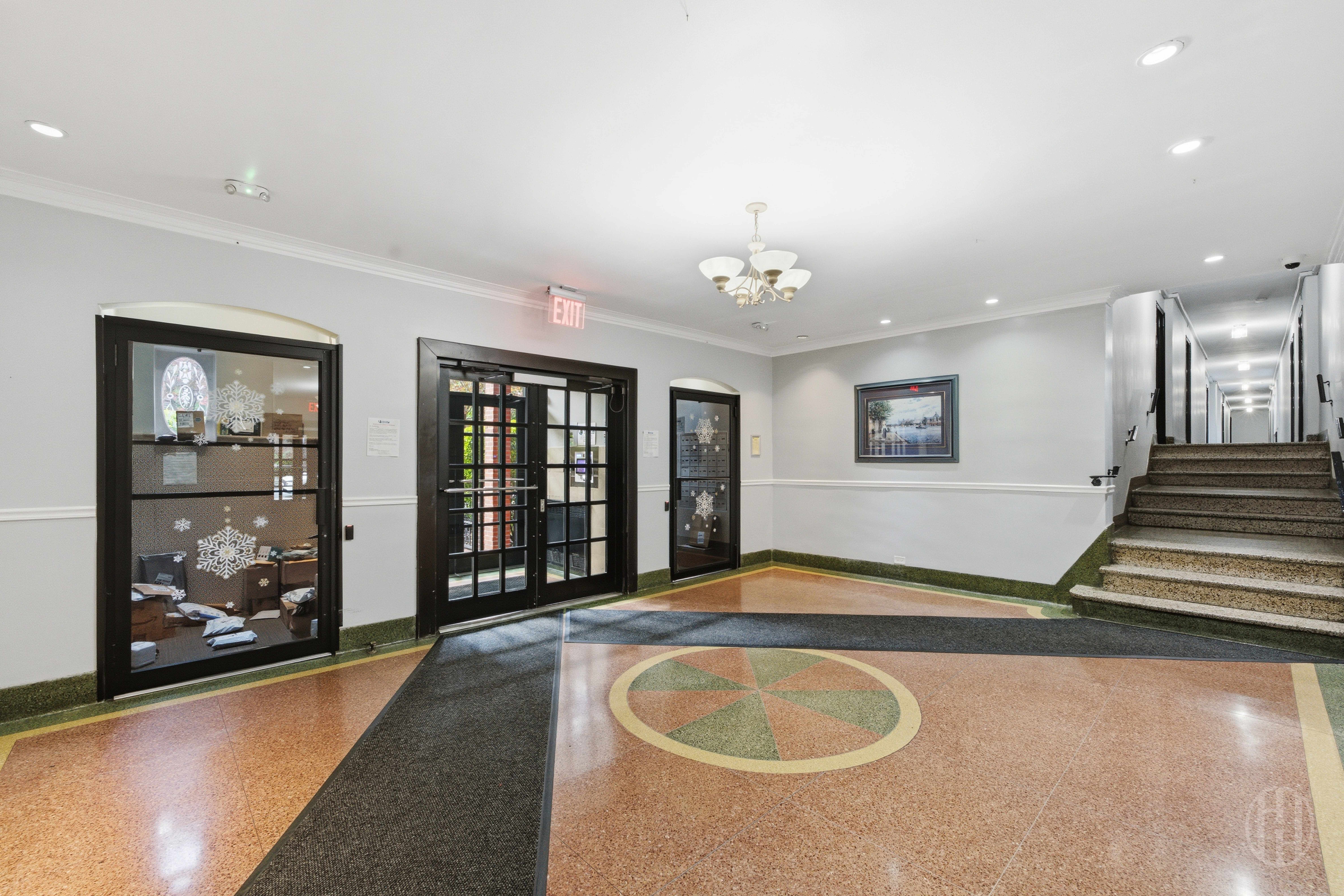 37-27 86th Street 6N Jackson Heights Queens NY 11372