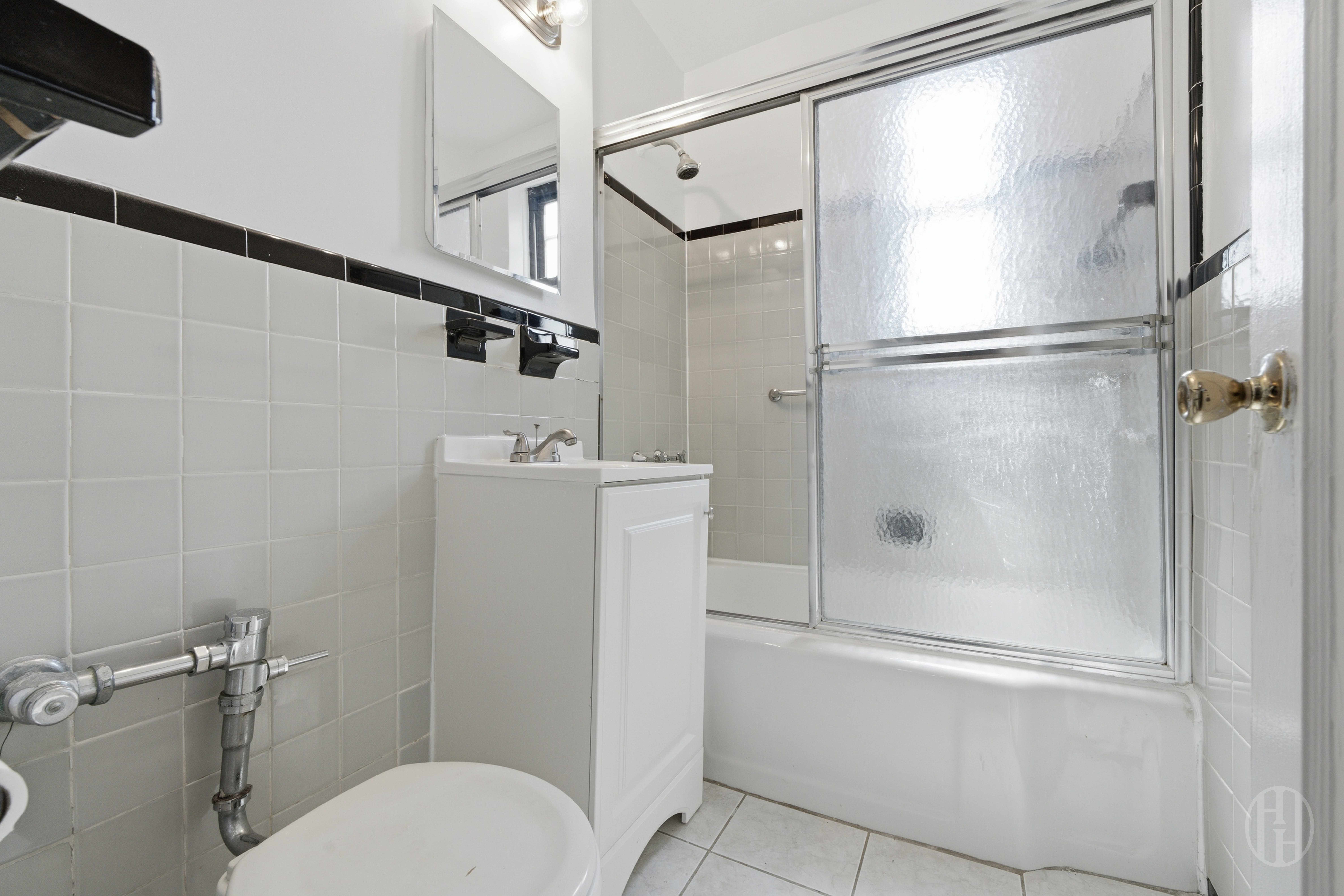 37-27 86th Street 6N Jackson Heights Queens NY 11372