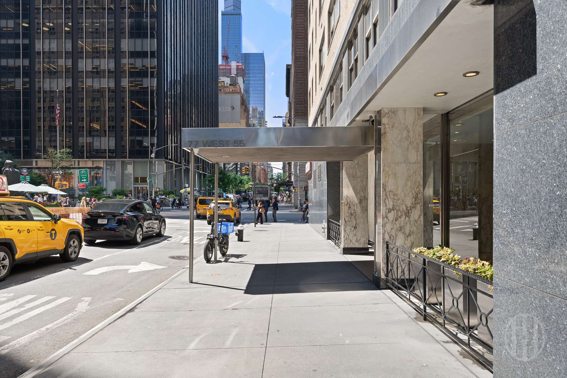 77 West 55th Street 16B Midtown West New York NY 10019