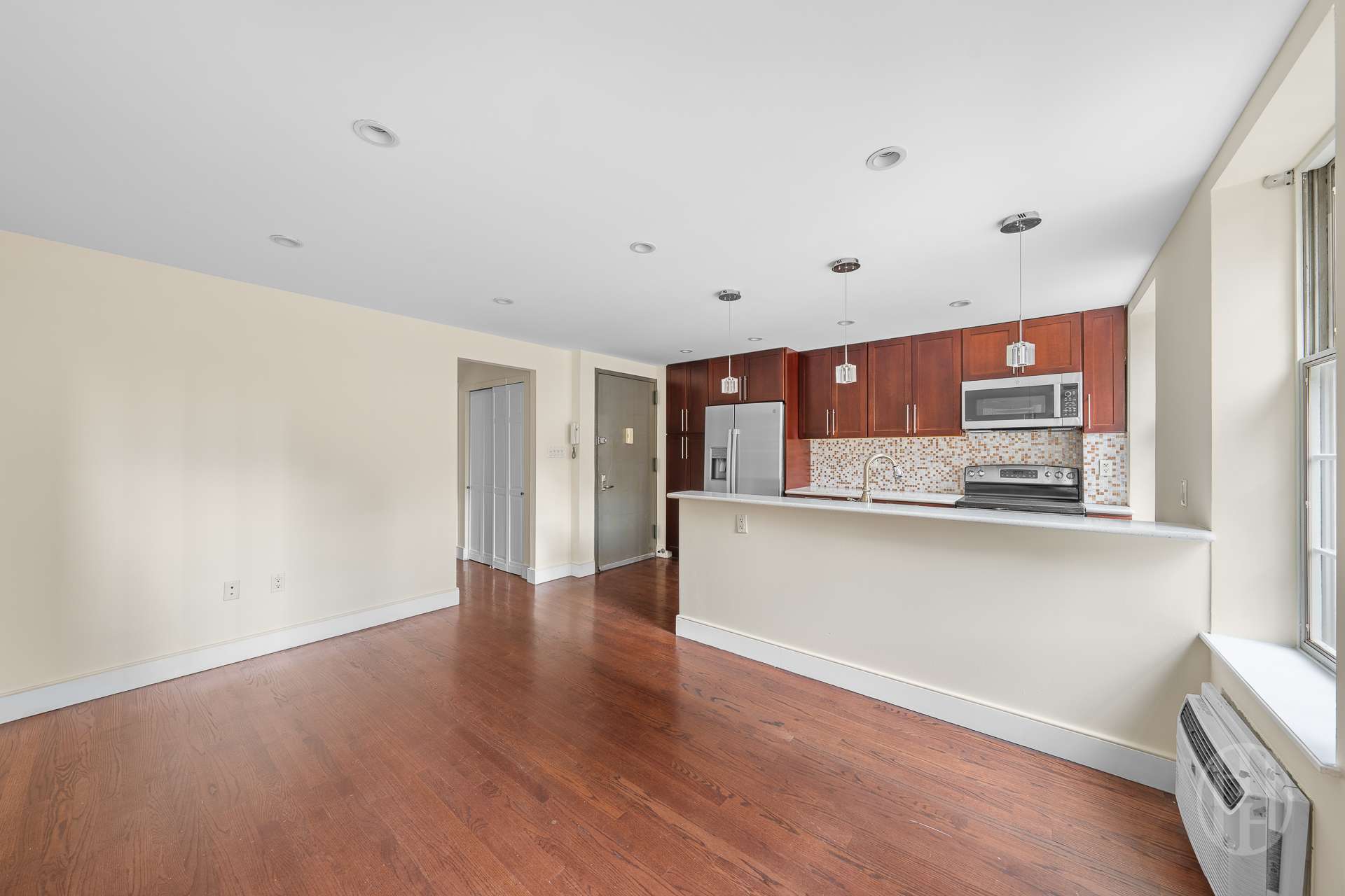 200 East 35th Street Murray Hill New York NY 10016