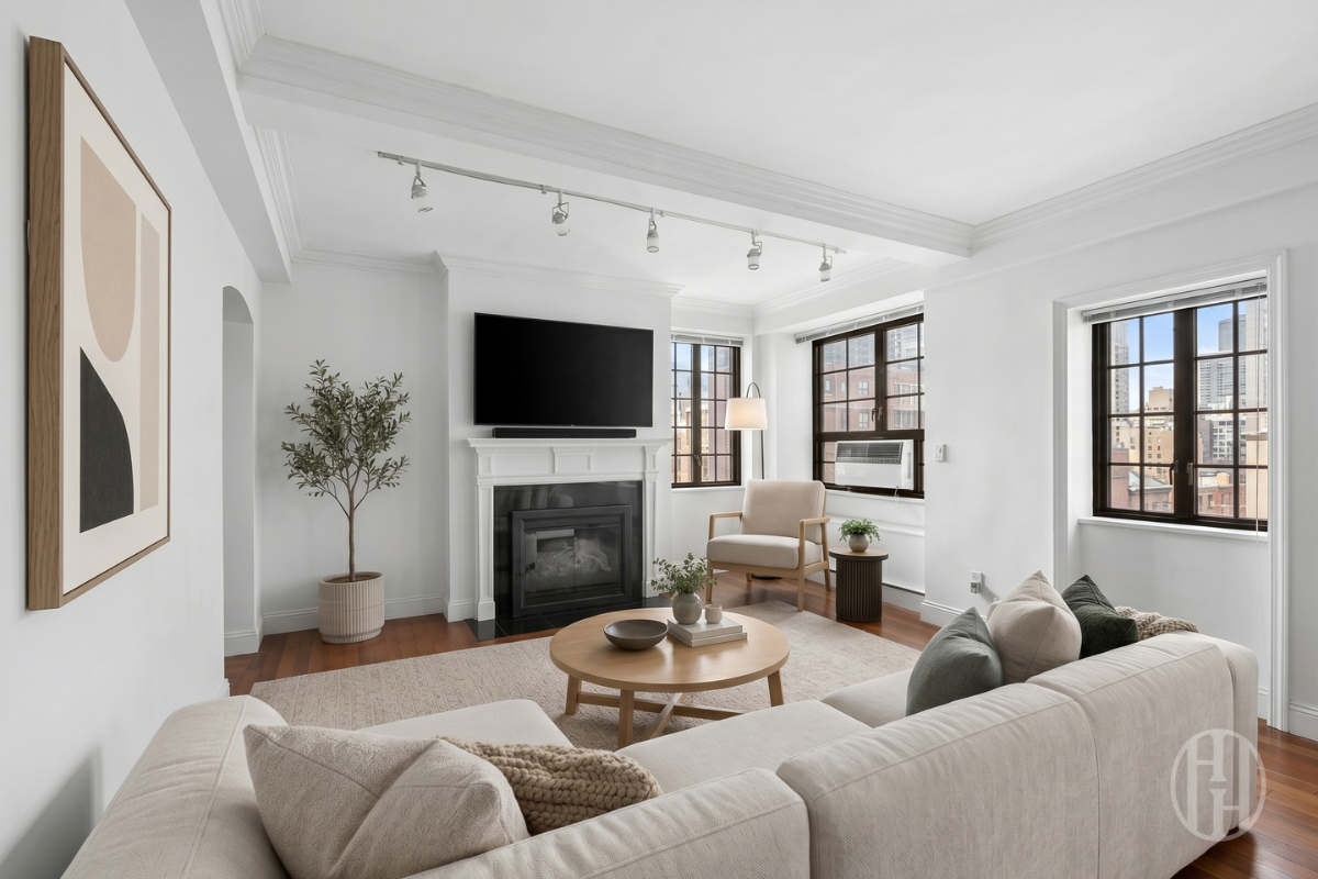 211 East 35th Street 8E Murray Hill New York NY 10016