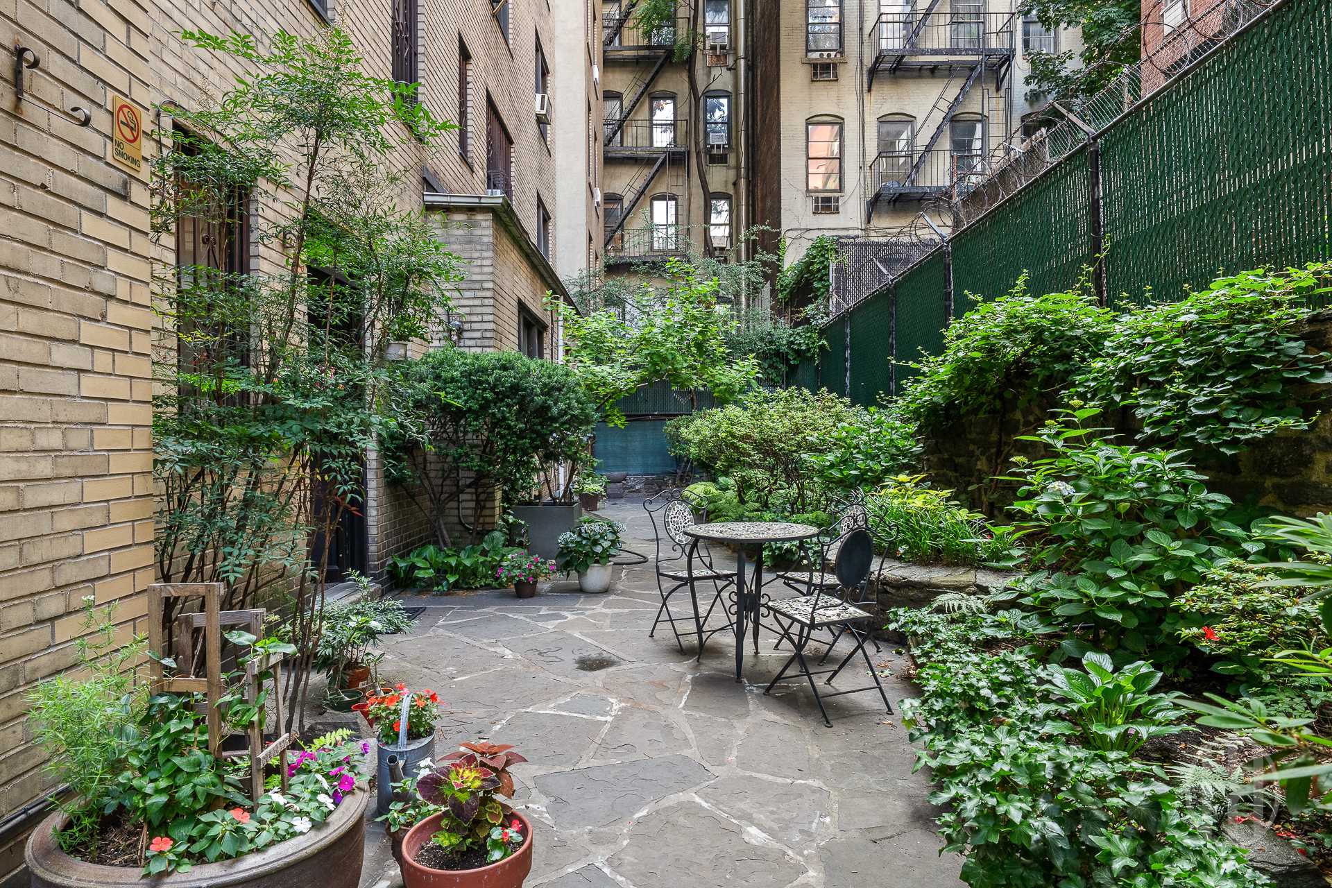 211 East 35th Street 8E Murray Hill New York NY 10016