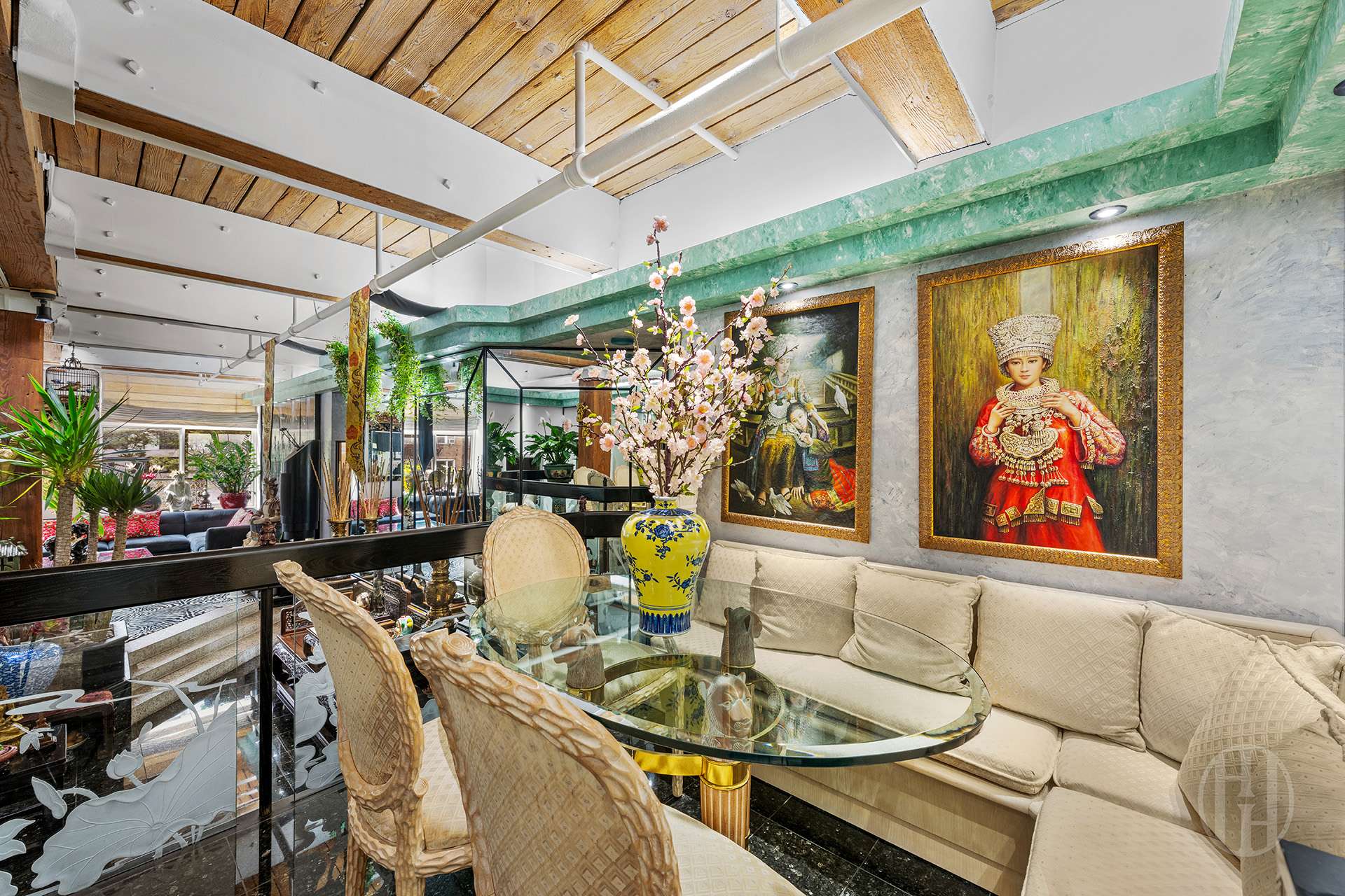 205 East 22nd Street 2L Gramercy Park New York NY 10010