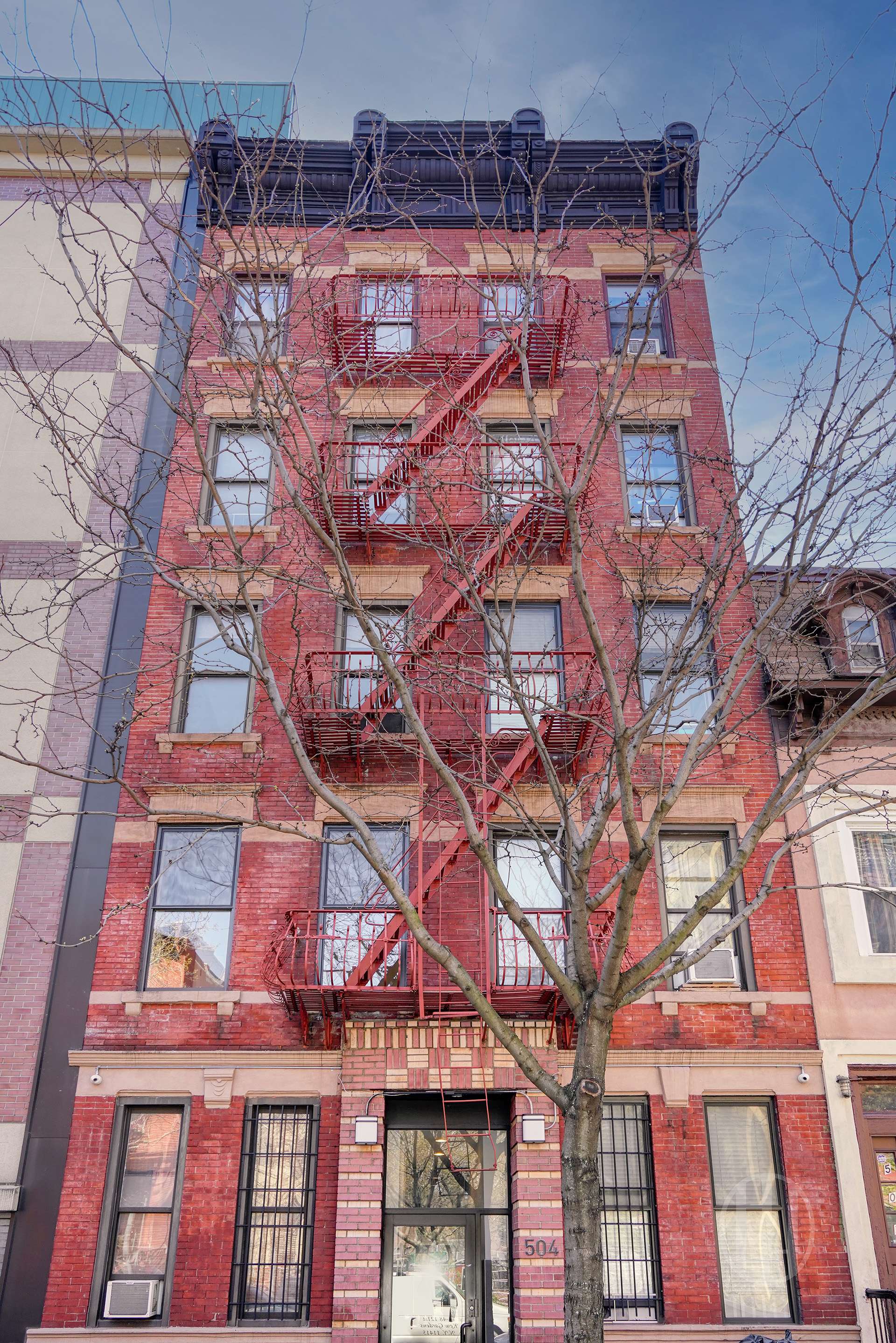 504 East 118th Street 6 East Harlem New York NY 10035