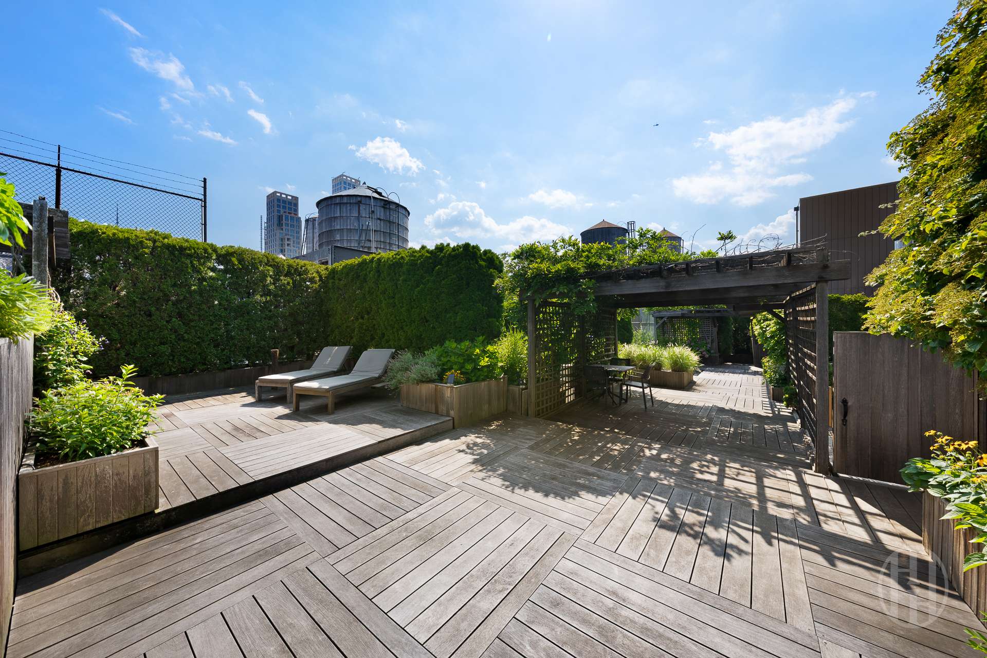 111 Barrow Street 8EF W. Greenwich Village New York NY 10014