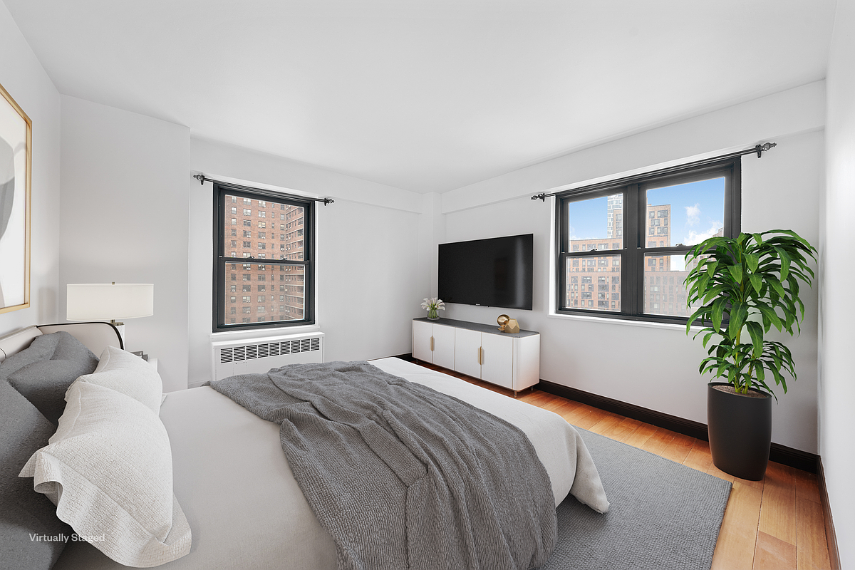 212 East Broadway Lower East Side New York NY 10002