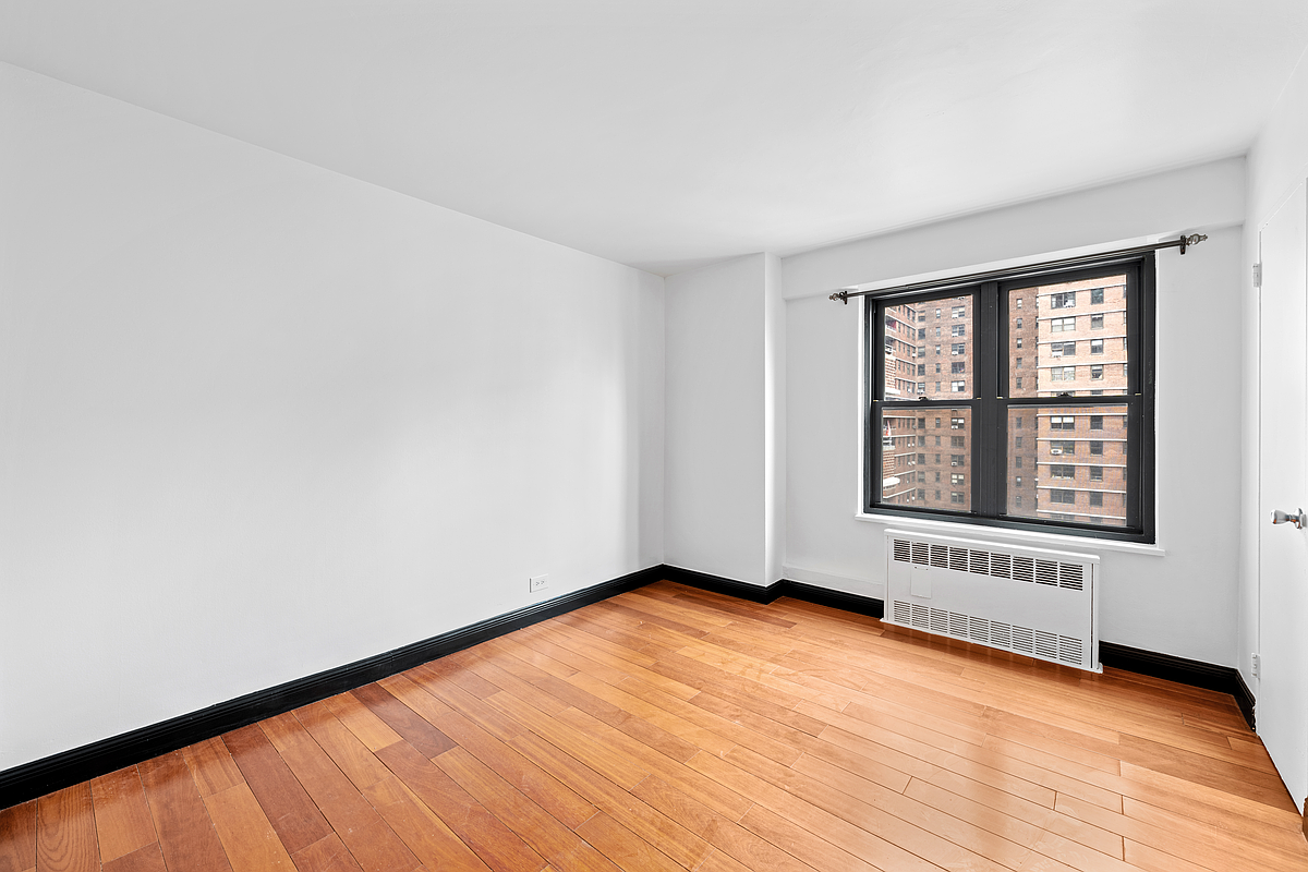 212 East Broadway Lower East Side New York NY 10002