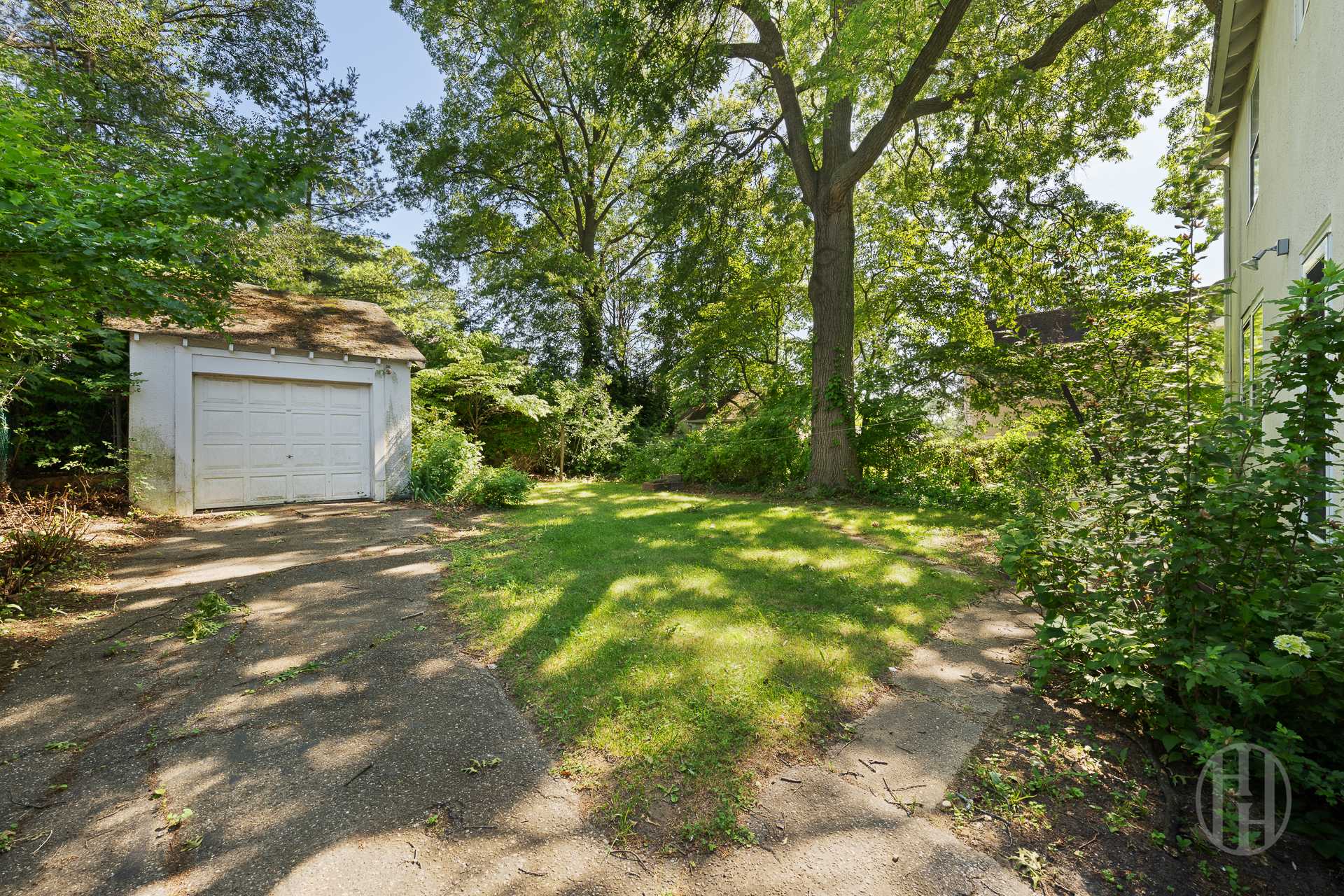 12 Carolina Road Douglaston Queens NY 11362