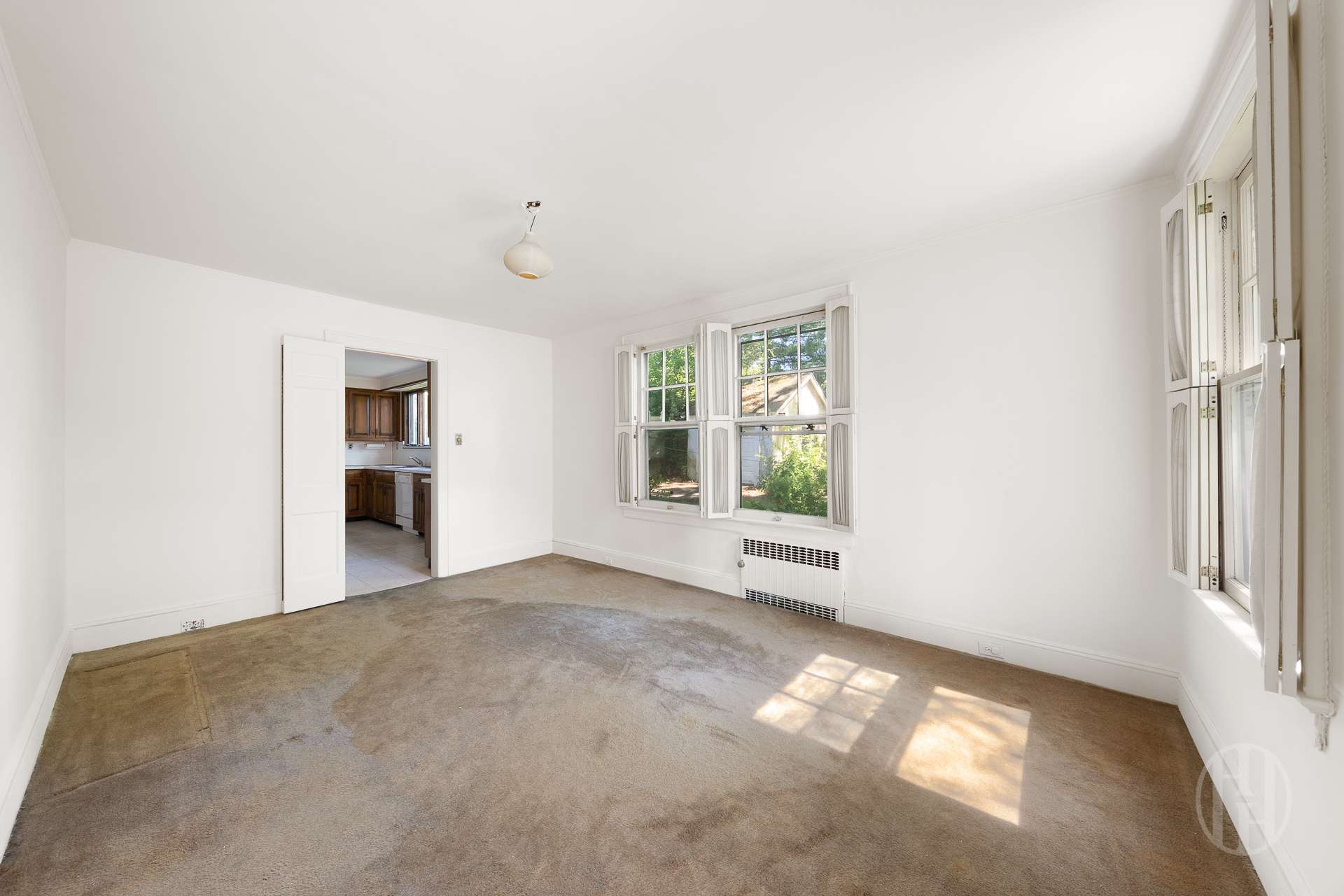 12 Carolina Road Douglaston Queens NY 11362