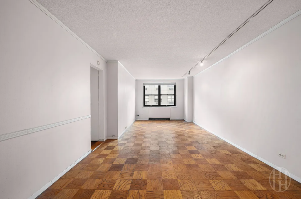 200 East 24th Street 1008 Kips Bay New York NY 10010