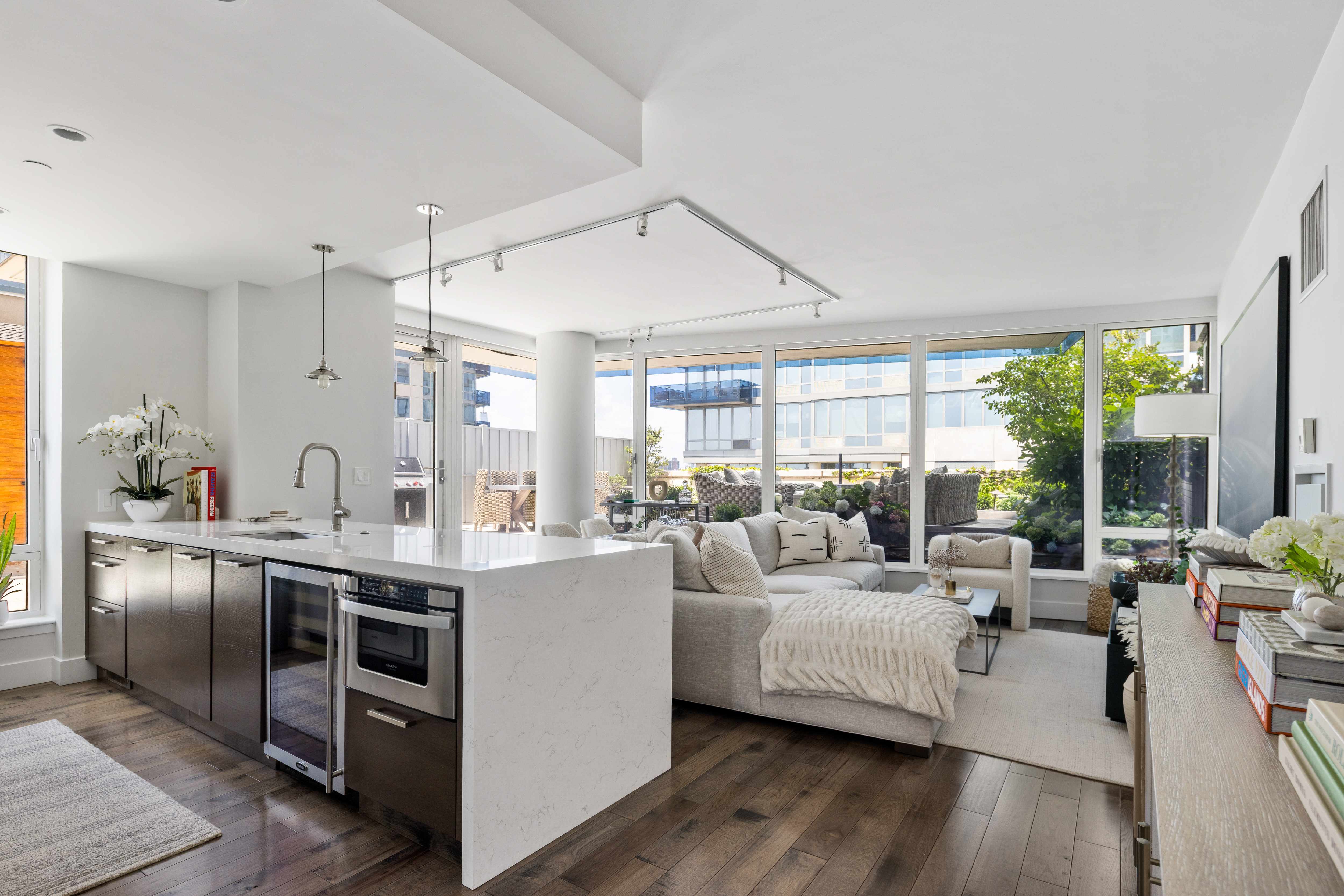 34 North 7th Street 9B Williamsburg Brooklyn NY 11249