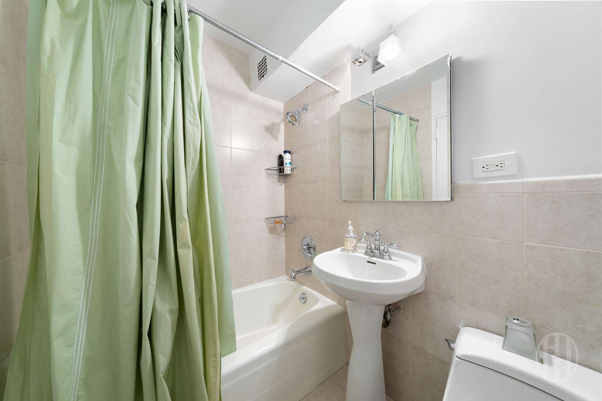 225 East 36th Street 9D Murray Hill New York NY 10016