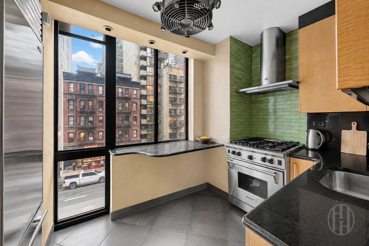 255 East 49th Street Turtle Bay New York NY 10017