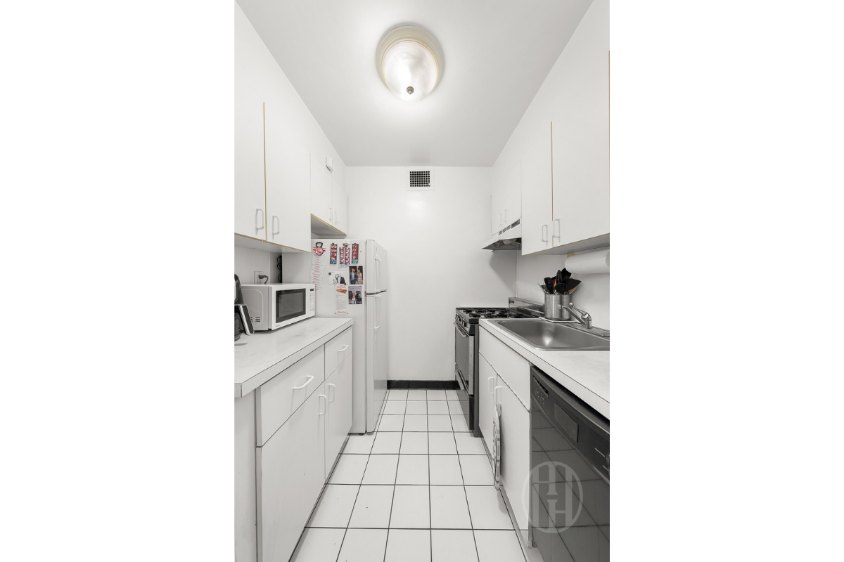 155 East 34th Street 7L Murray Hill New York NY 10016