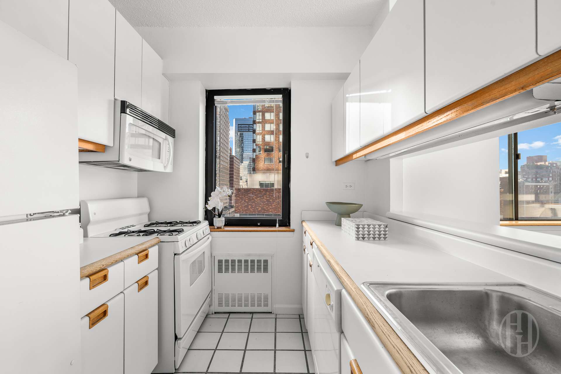 45 West 67th Street 14H Lincoln Square New York NY 10023