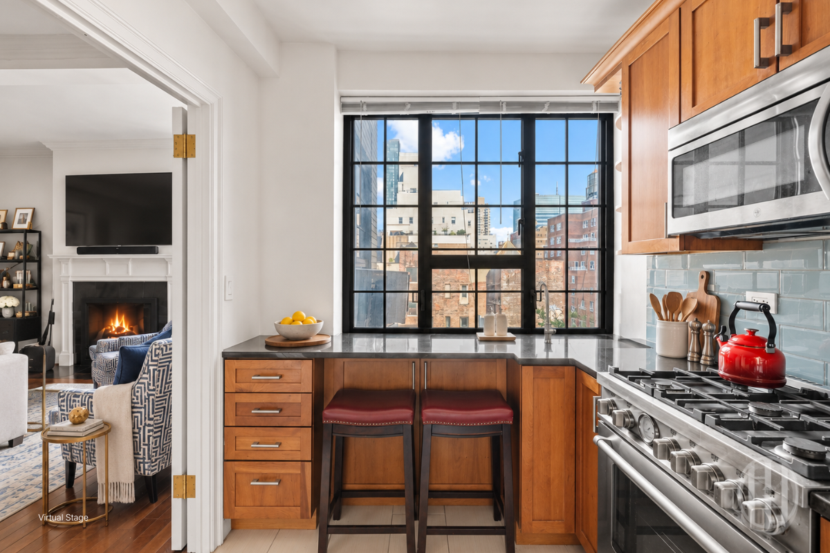 211 East 35th Street 8E Murray Hill New York NY 10016