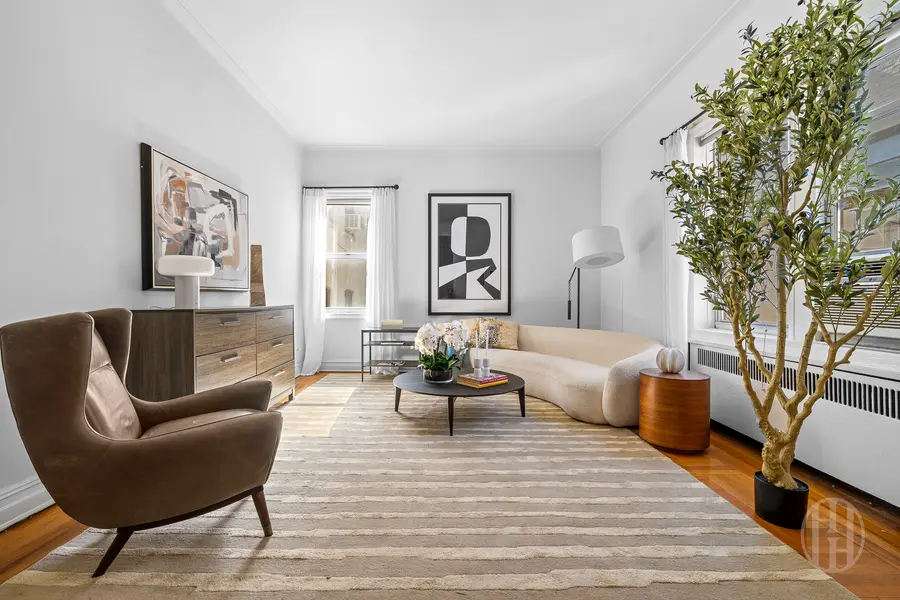 55 Eastern Pkwy #6G, Brooklyn, NY 11238
