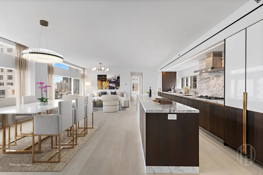 176 E 82nd St #9, New York, NY 10028