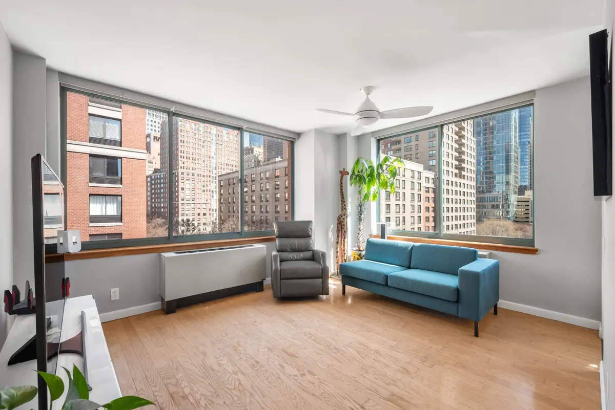 21 S End Ave #631, New York, NY 10280