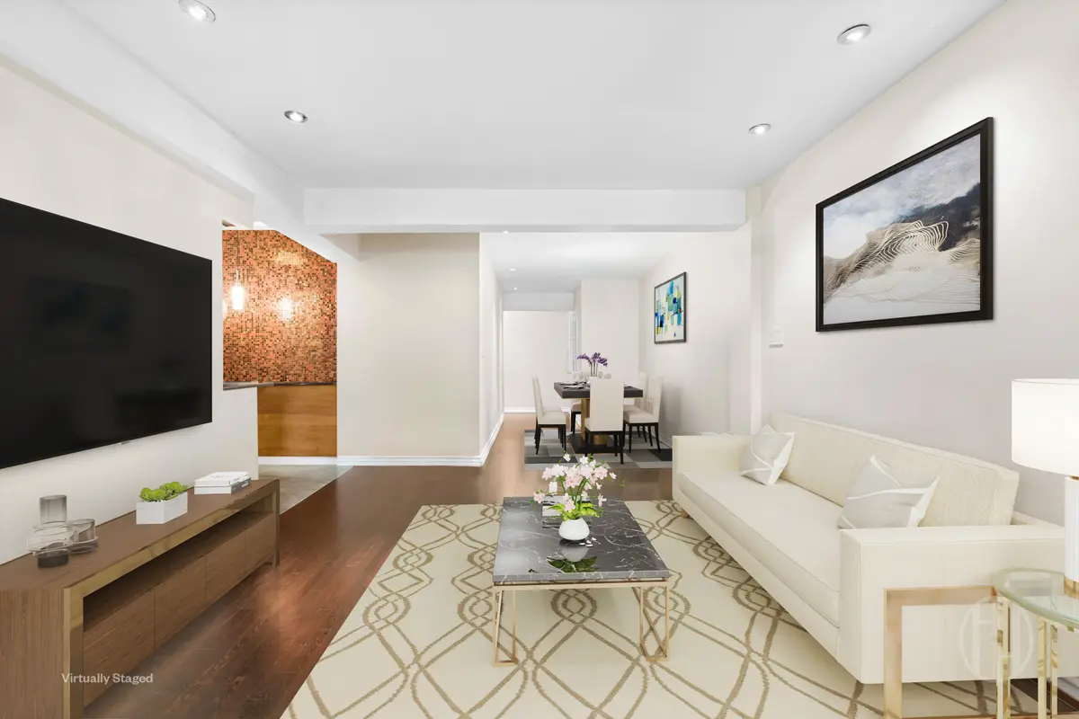 54 E 8th St #3J, New York, NY 10003