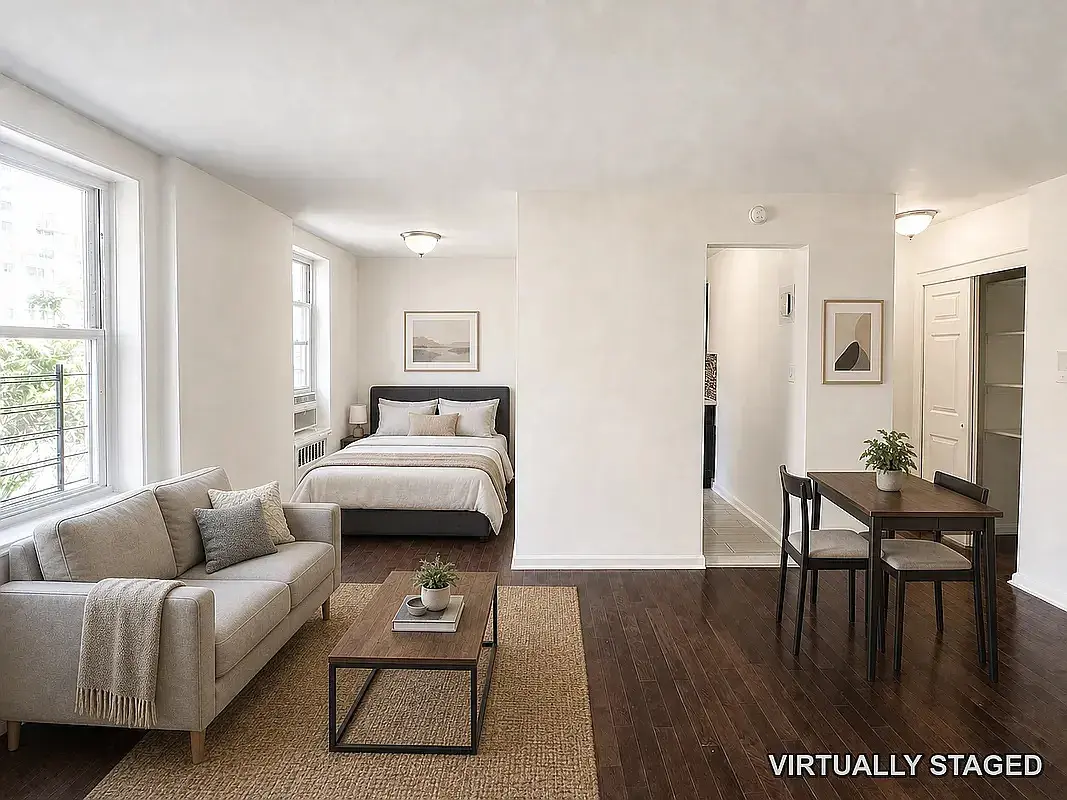 81-31 Baxter Ave #1HH, Elmhurst, NY 11373