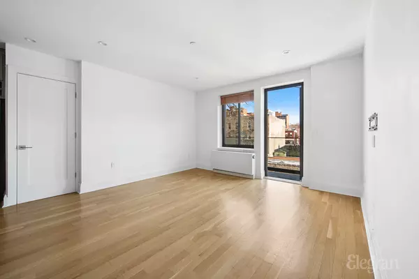 Astoria, NY 11106,23-43 31st Rd #3E