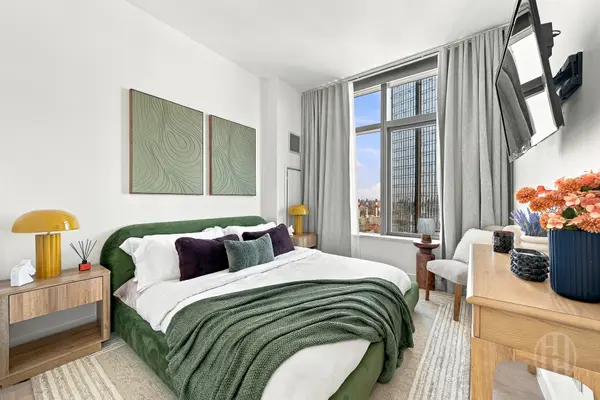 3 Court Sq #4608, Long Island City, NY 11101