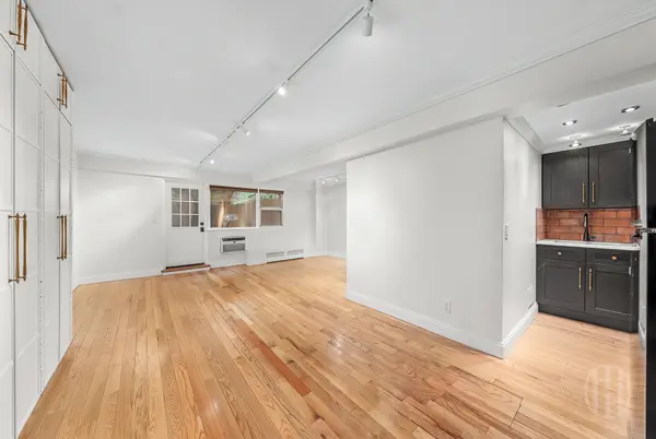 335 E 51st St #LG, New York, NY 10022